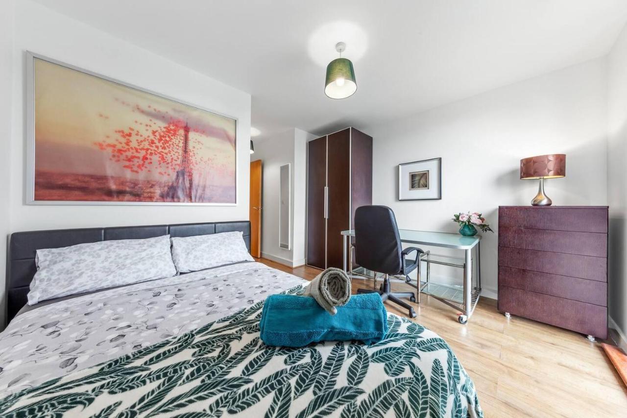 Lovely & Cosy 2 Beds London Skyline View المظهر الخارجي الصورة